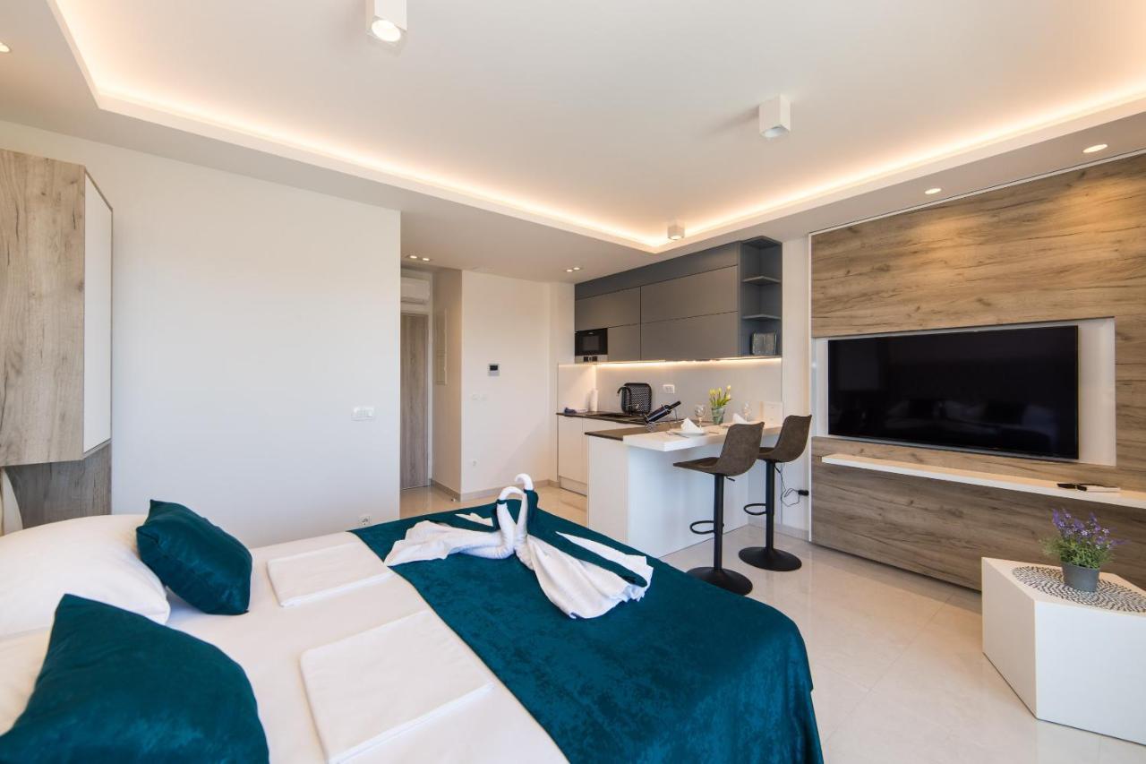 Delux Apartments Sunset Beach Promajna Kültér fotó